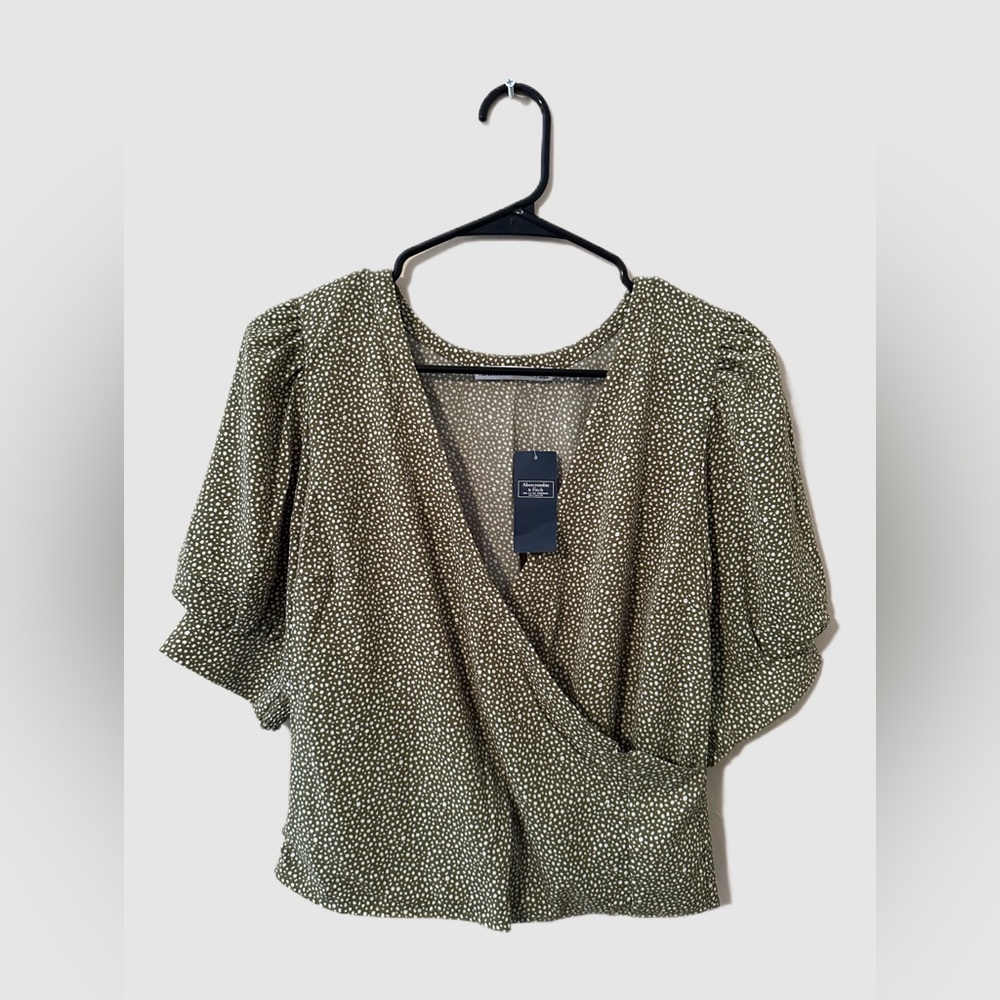 Abercrombie sage green polka dot wrap style blouse
